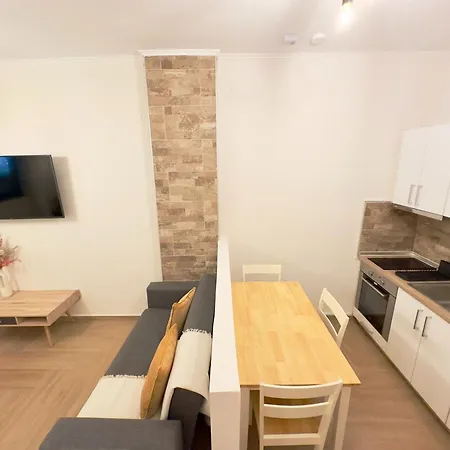 Phaedrus Living Cultural City Flat 公寓 *